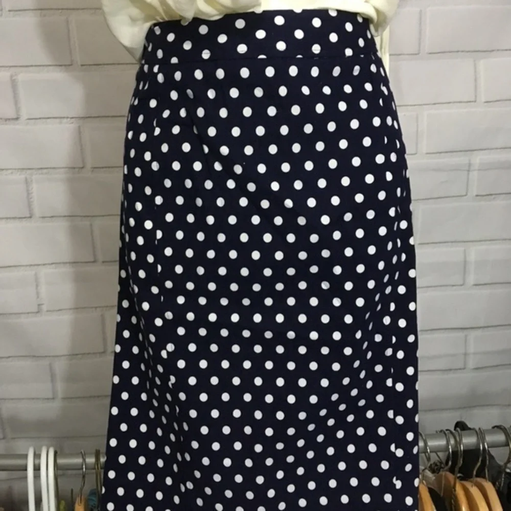 ✅just arrived ✅POLKA DOT FITTED SKIRT